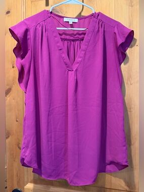 Chaus V-Neck Flutter Sleeve Blouse in Fuchsia